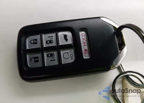 2019 Honda Odyssey Ex z USA, uszkodzony, nr VIN 5FNRL6H57KB022437